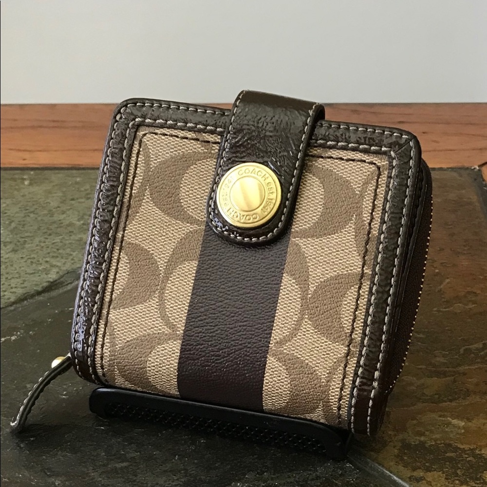 Coach Wallet - Picture 2 of 4